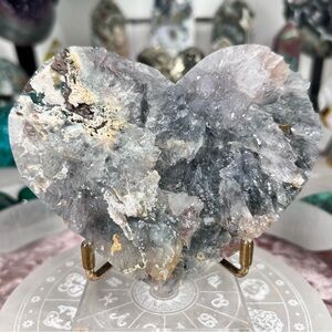 Amethyst Flower Heart 💜 🪻🔮 AFH1